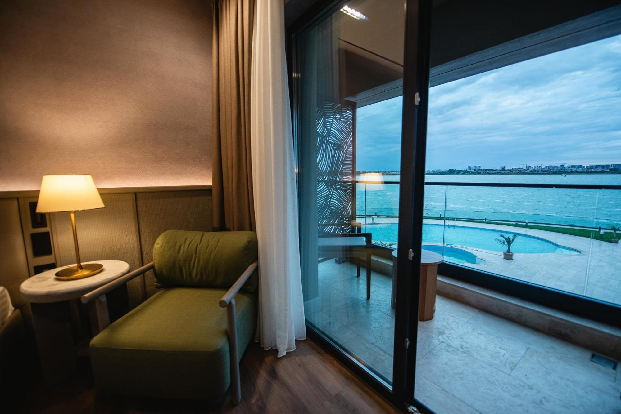 Belinda Hotel Mamaia Adults Only Buitenkant foto